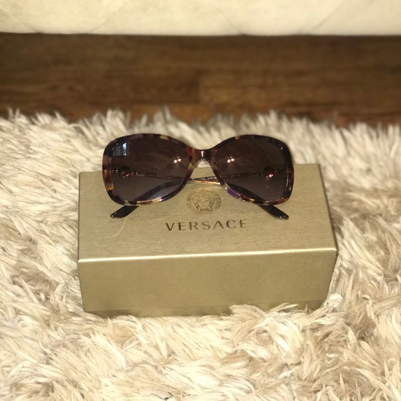 Authentic Versace Sunglasses w| Box & CLG code - Picture 3 of 4